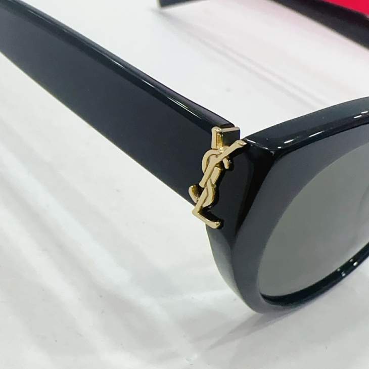 Picture of Saint Laurent Sunglasses _SKUfw77096432fw